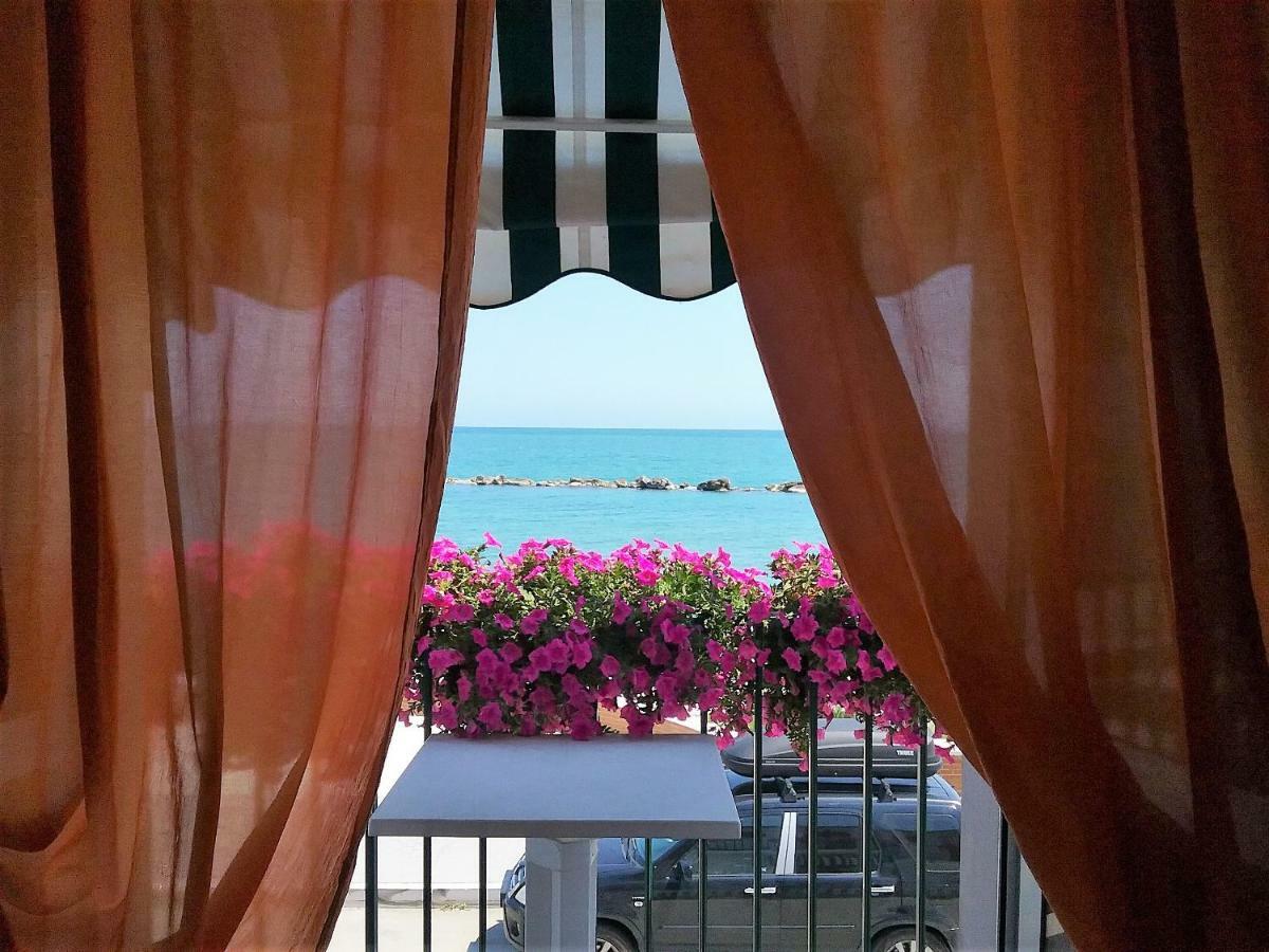 Villa Il Mio Paradiso โทริโนดิซานโกร ภายนอก รูปภาพ